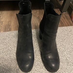 Crown Vintage After Hours Chelsea black booties